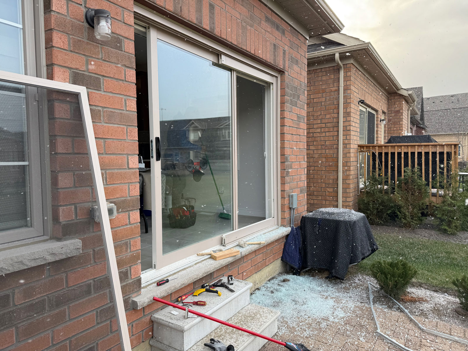 Emergency patio door board-up and sliding glass door securing service