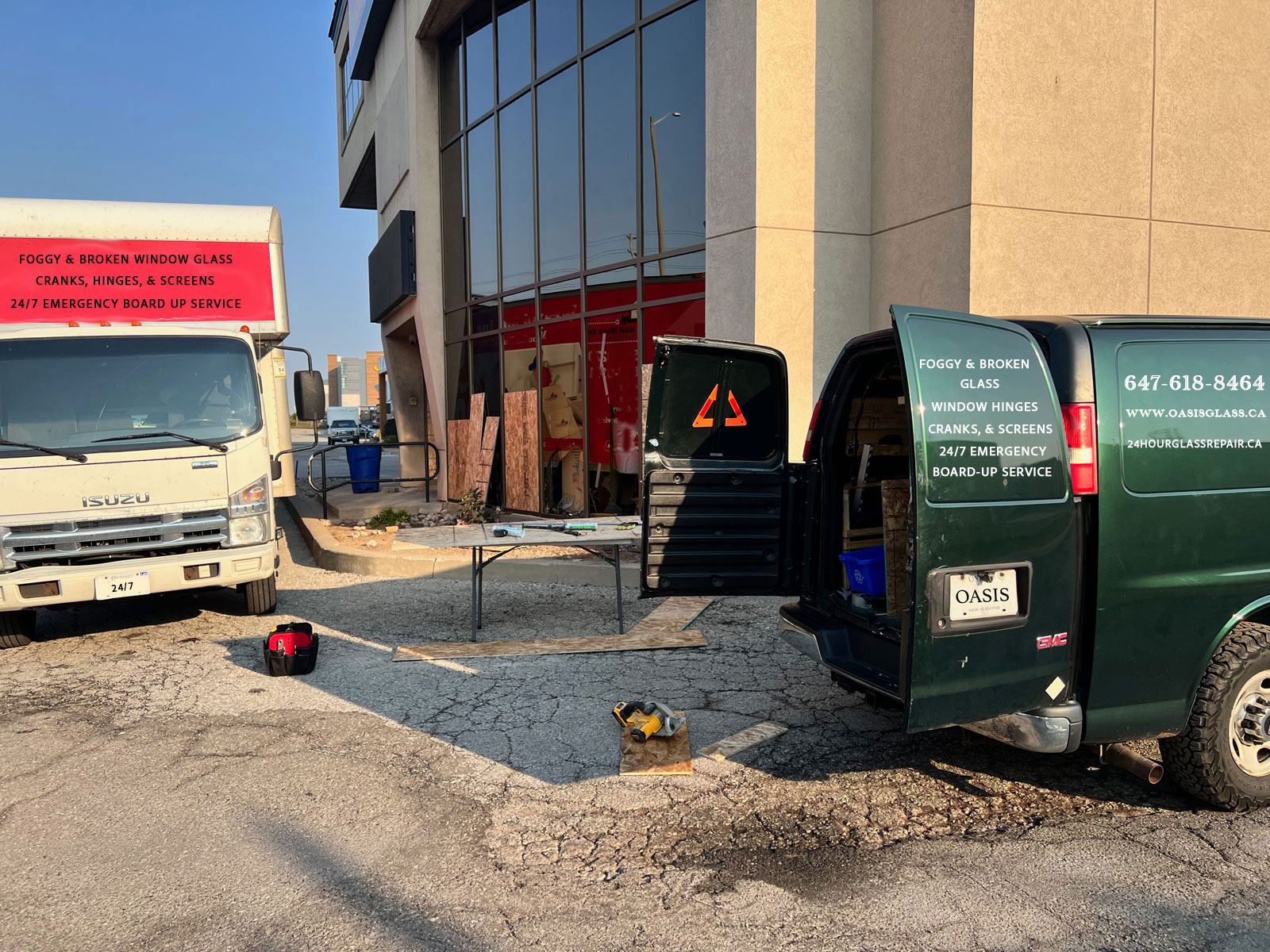 Oasis Glass - Professional 24 Hour Glass Repair Team in Mississauga