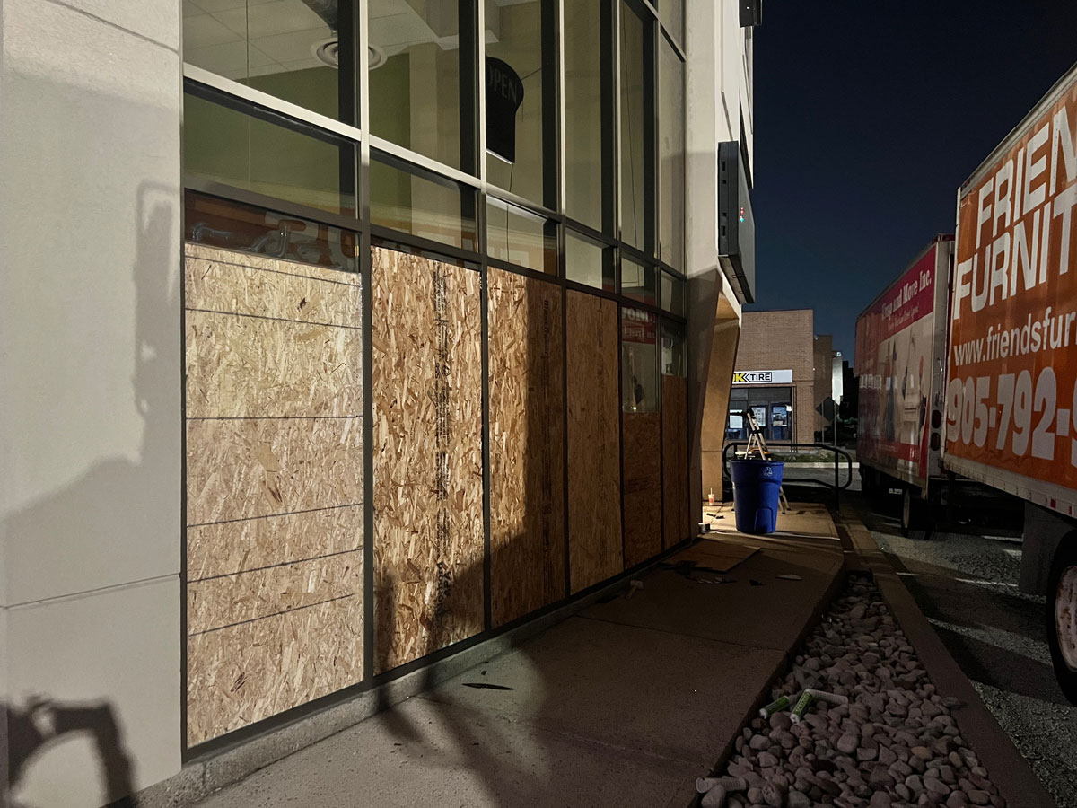 Emergency Glass Service